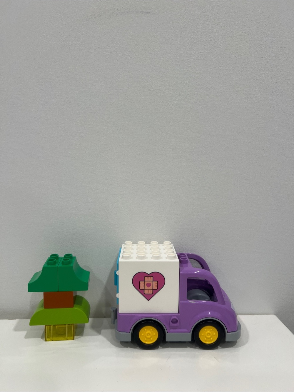 LEGO DUPLO Rosie The Ambulance - Purple Car
